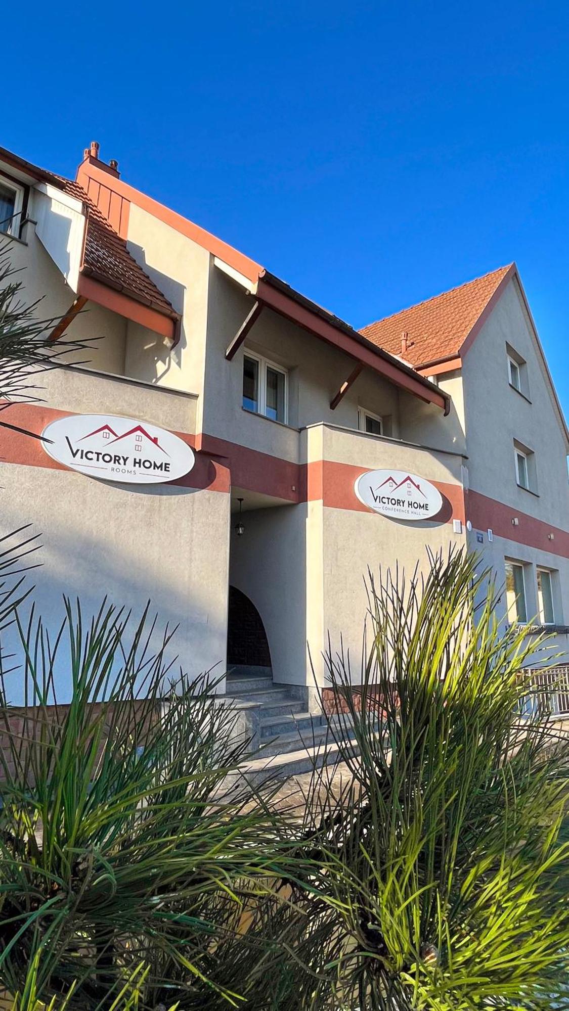 Hotel Victory Home Варшава Экстерьер фото