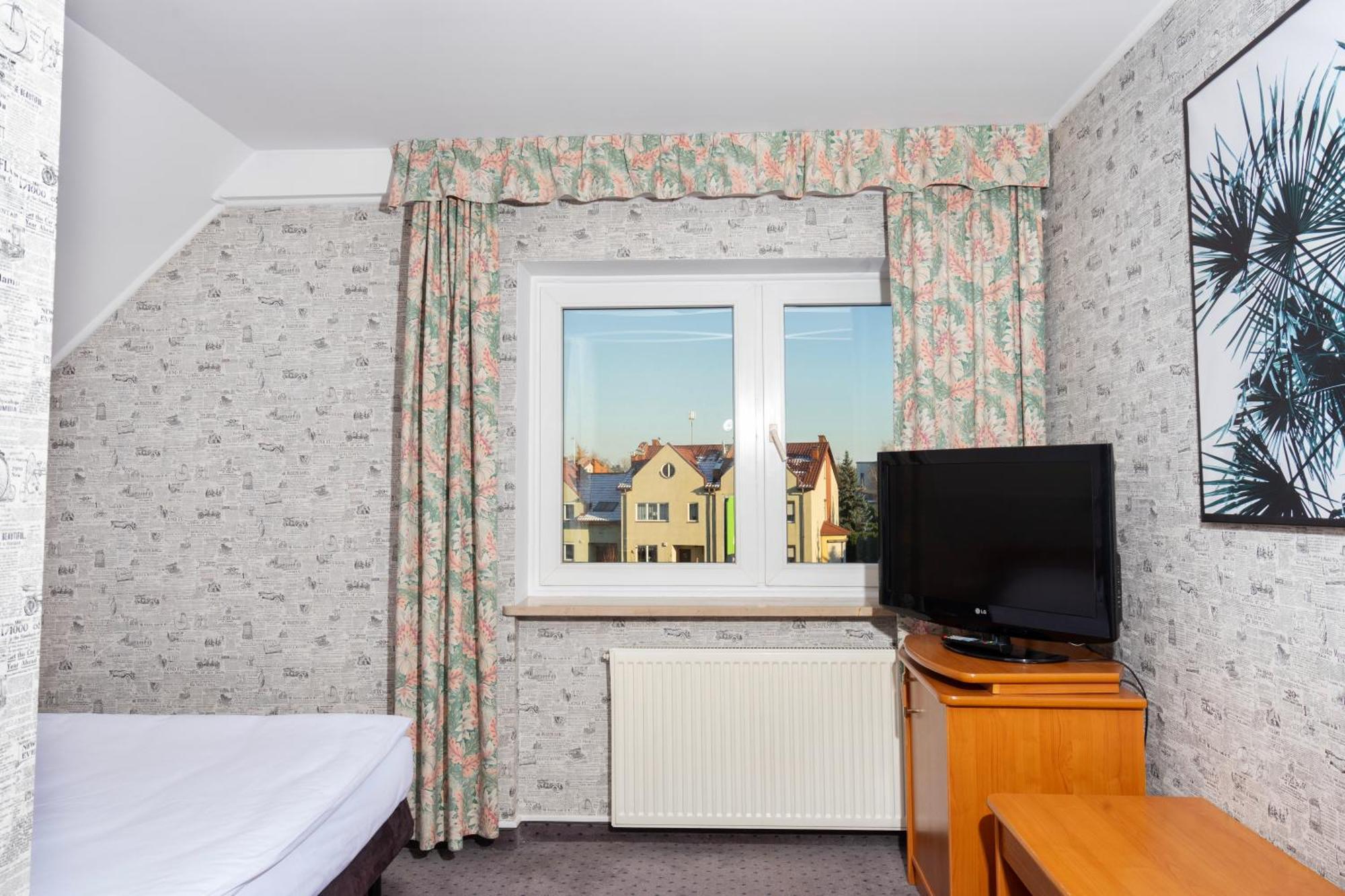 Hotel Victory Home Варшава Экстерьер фото